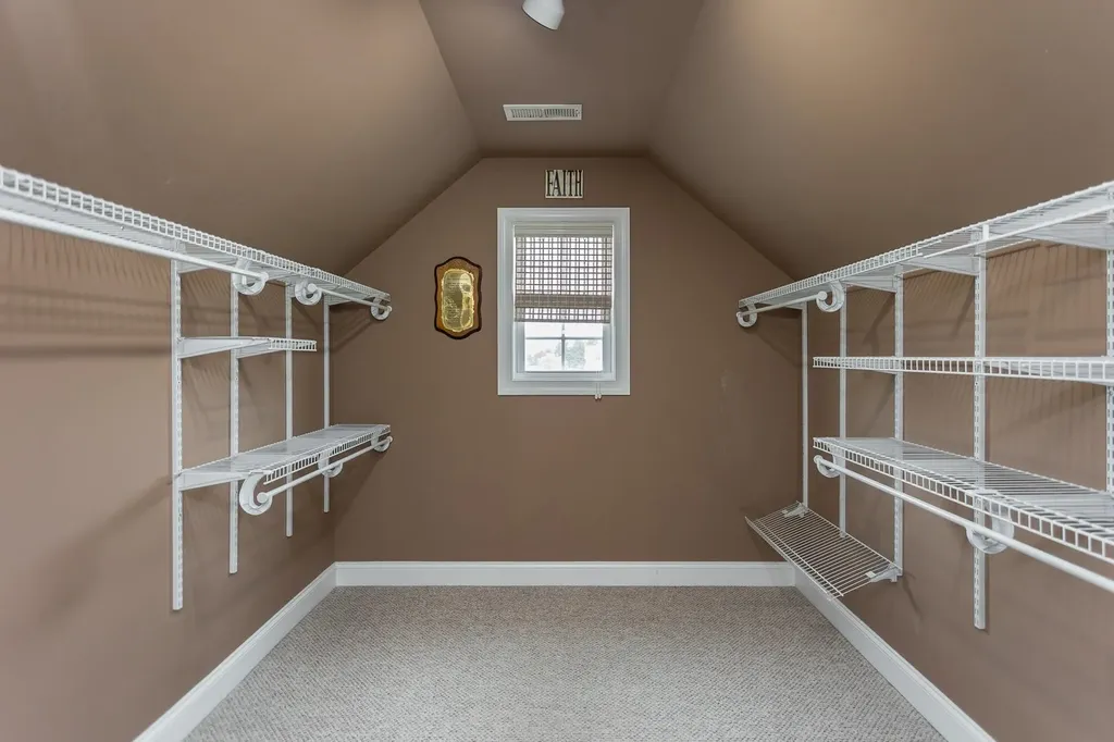 200 Kensington Drive Elkton VA 22827