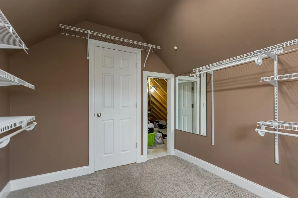 200 Kensington Drive Elkton VA 22827