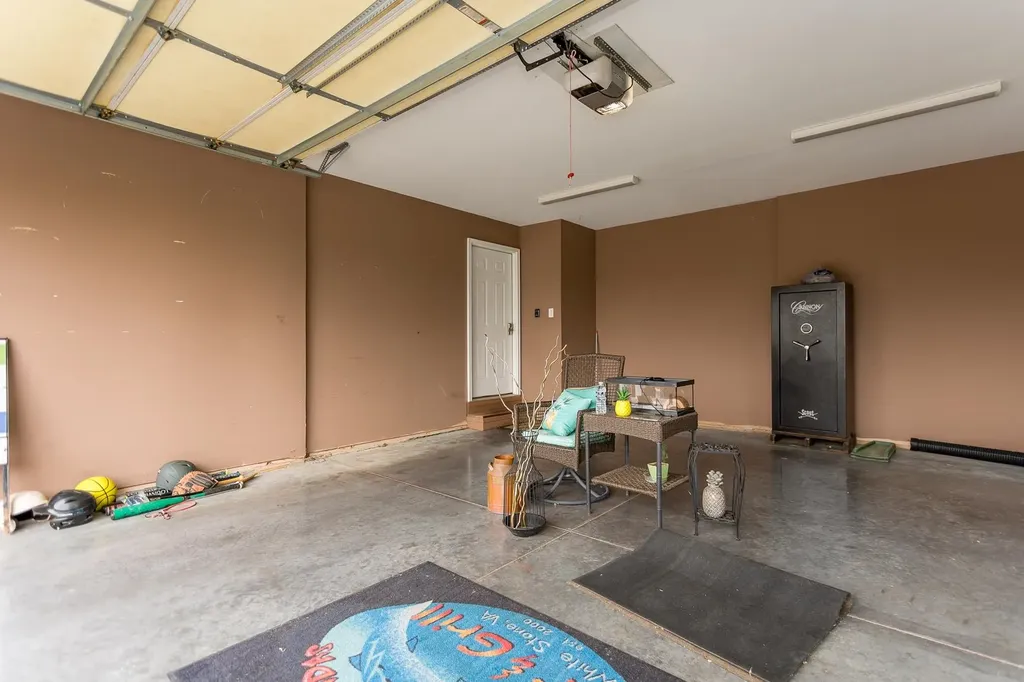 200 Kensington Drive Elkton VA 22827