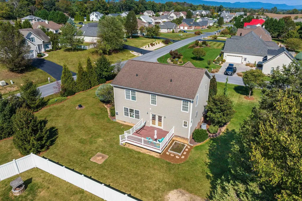 200 Kensington Drive Elkton VA 22827