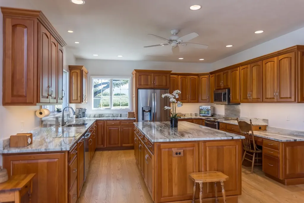 4348 Park Way Elkton VA 22827