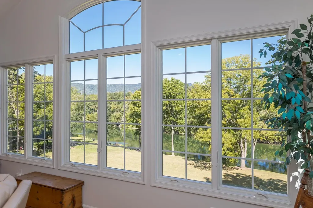 4348 Park Way Elkton VA 22827