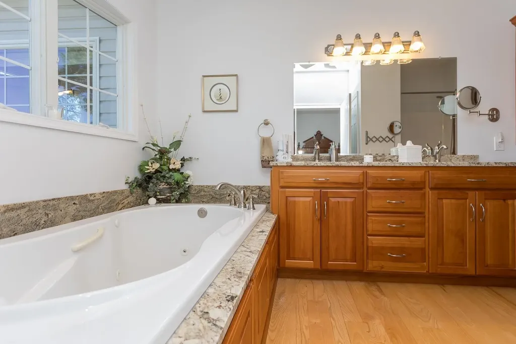 4348 Park Way Elkton VA 22827