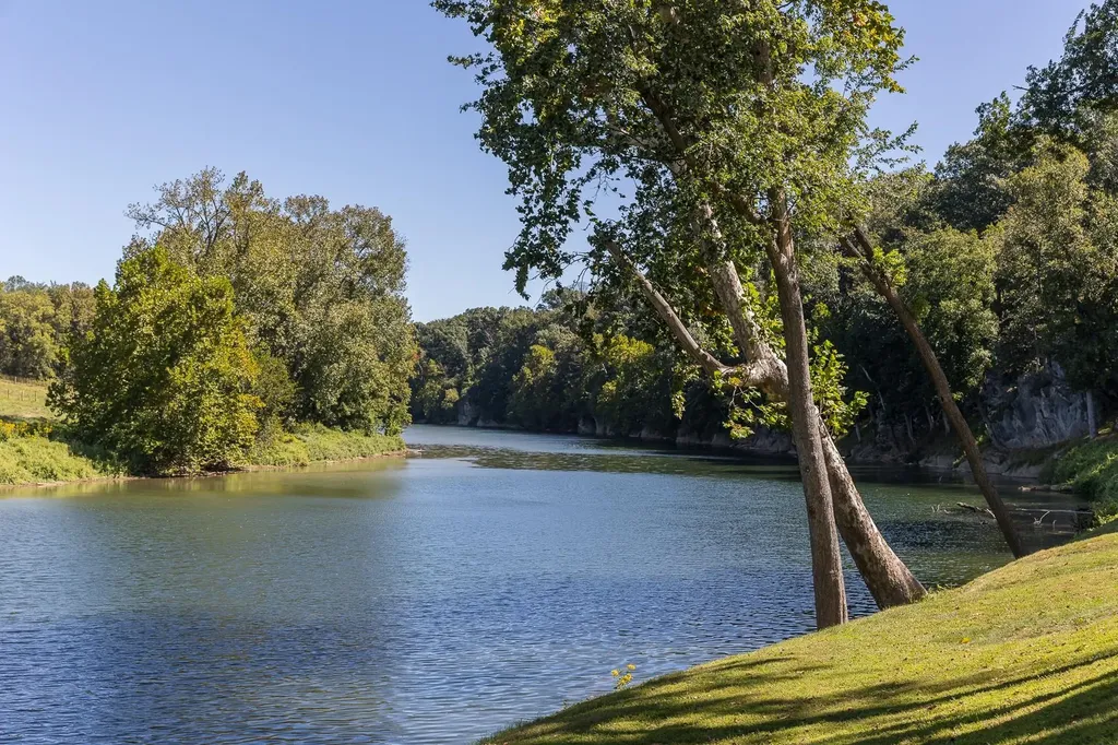 4348 Park Way Elkton VA 22827