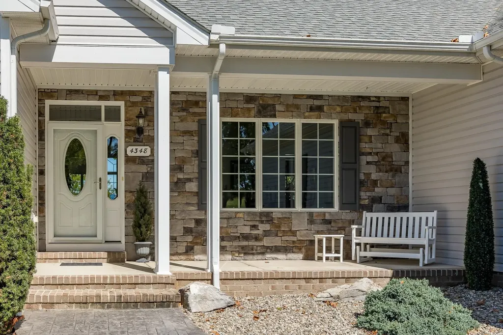 4348 Park Way Elkton VA 22827