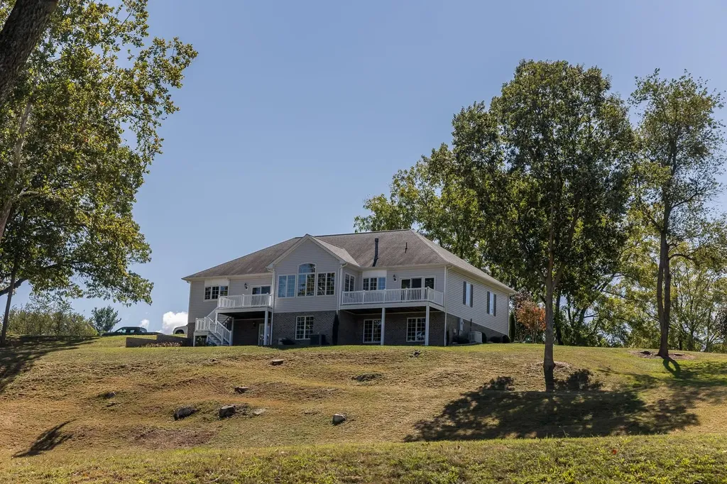 4348 Park Way Elkton VA 22827