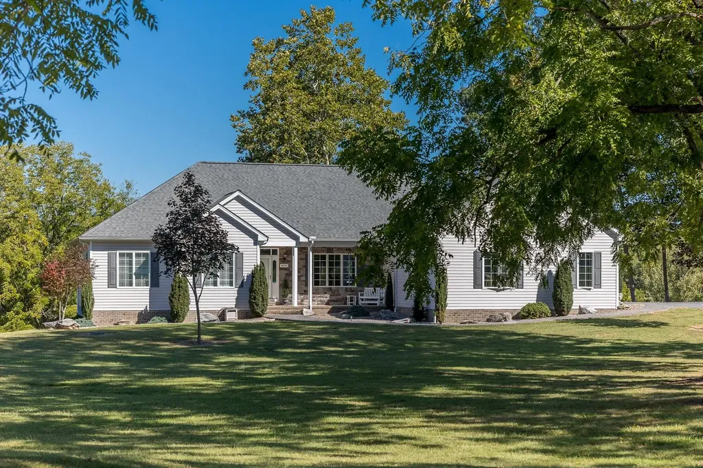 4348 Park Way Elkton VA 22827