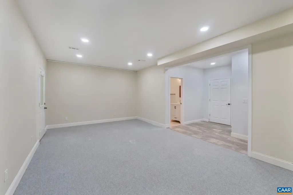 118 Roys Place Charlottesville VA 22902