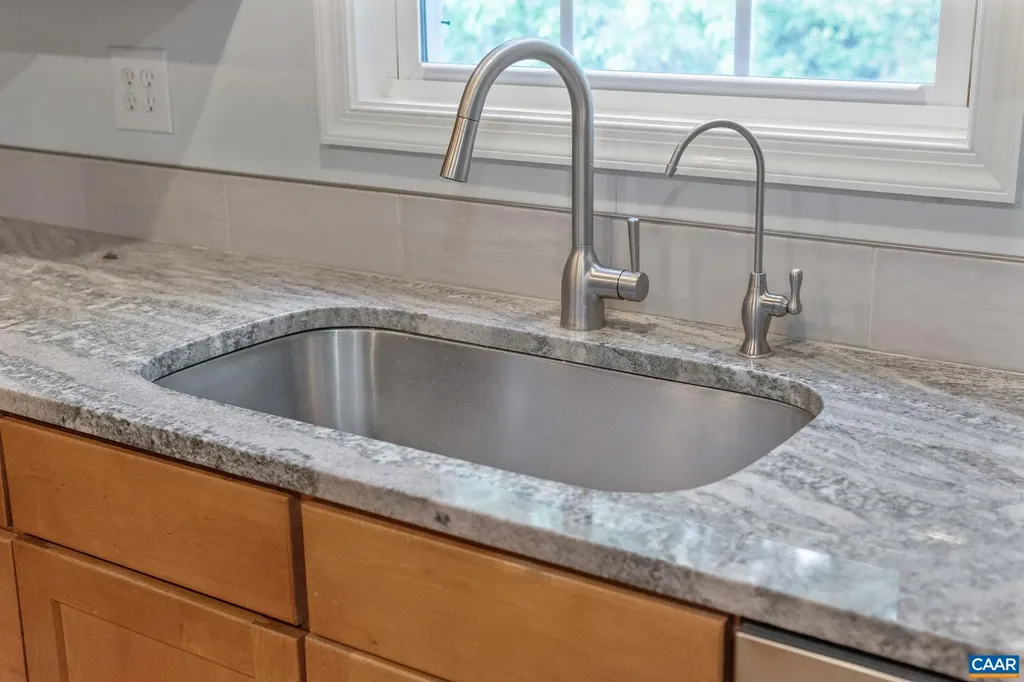 118 Roys Place Charlottesville VA 22902