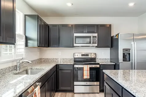 1207 Watson Lane Grottoes VA 24441