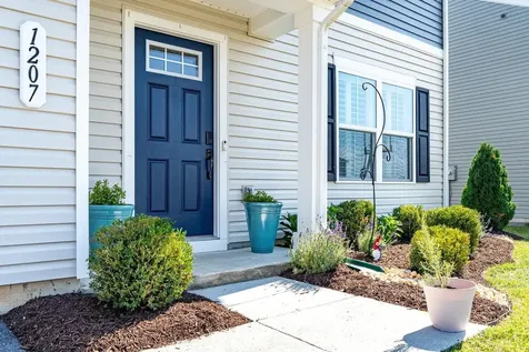 1207 Watson Lane Grottoes VA 24441