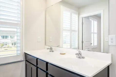 1207 Watson Lane Grottoes VA 24441