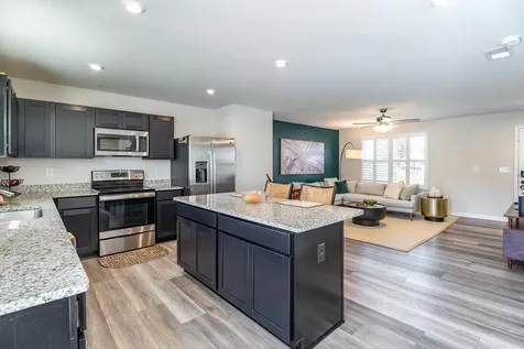 1207 Watson Lane Grottoes VA 24441