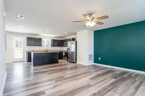 1207 Watson Lane Grottoes VA 24441