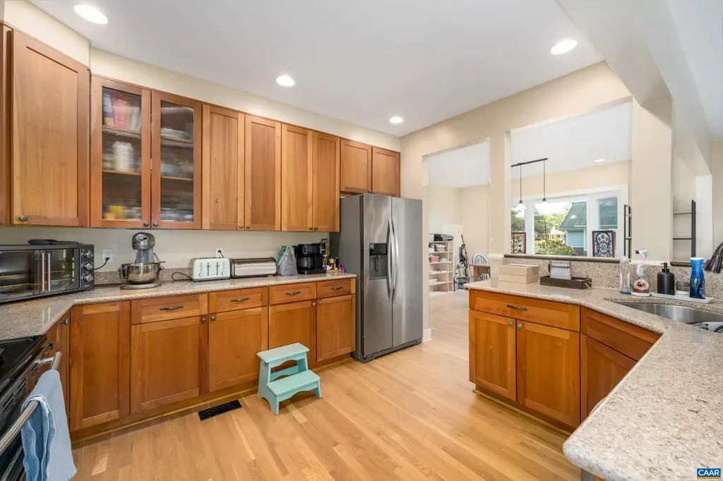 128 West Street Louisa VA 23093