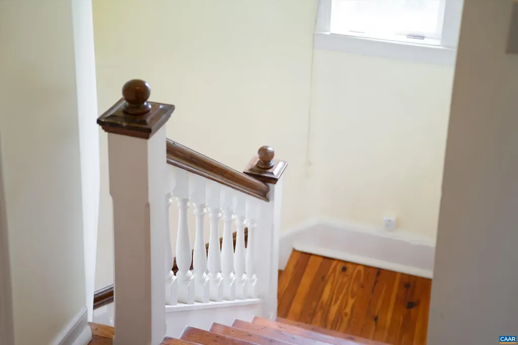 128 West Street Louisa VA 23093