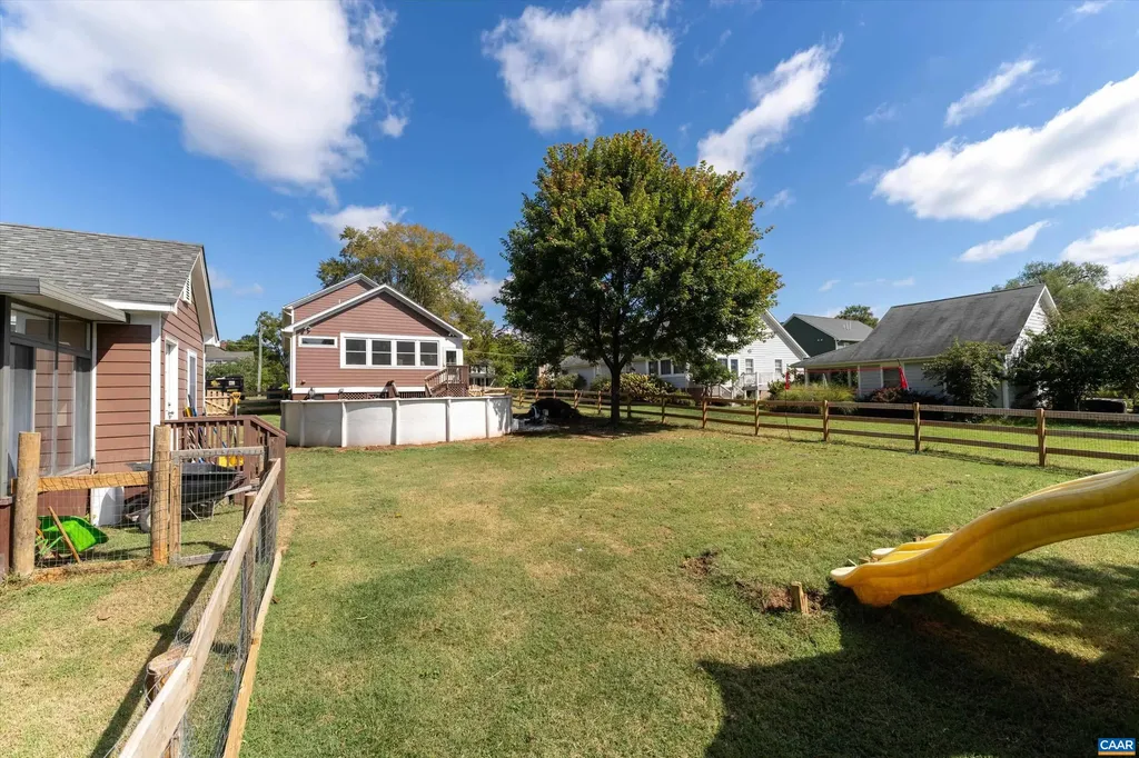 128 West Street Louisa VA 23093