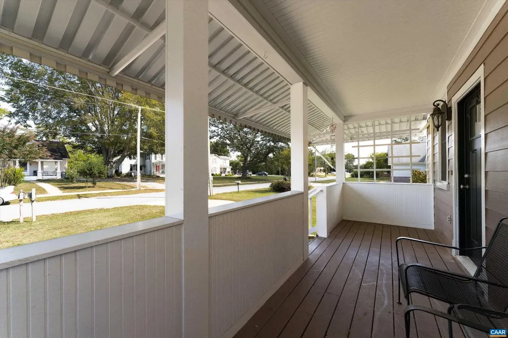 128 West Street Louisa VA 23093