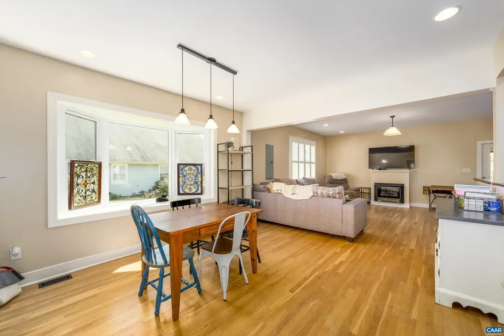 128 West Street Louisa VA 23093