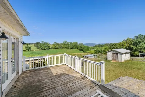 146 Mish Barn Road Middlebrook VA 24459