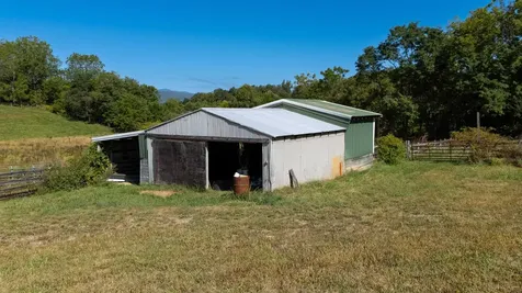 146 Mish Barn Road Middlebrook VA 24459