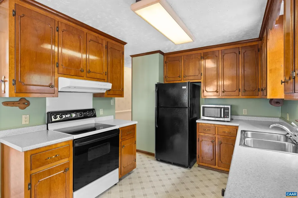 408 Carlton Road Charlottesville VA 22902