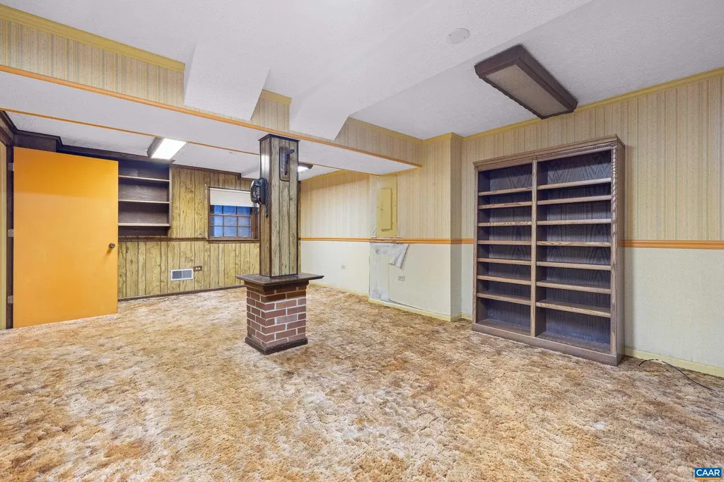 408 Carlton Road Charlottesville VA 22902