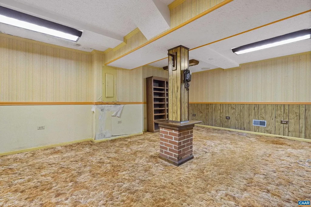 408 Carlton Road Charlottesville VA 22902