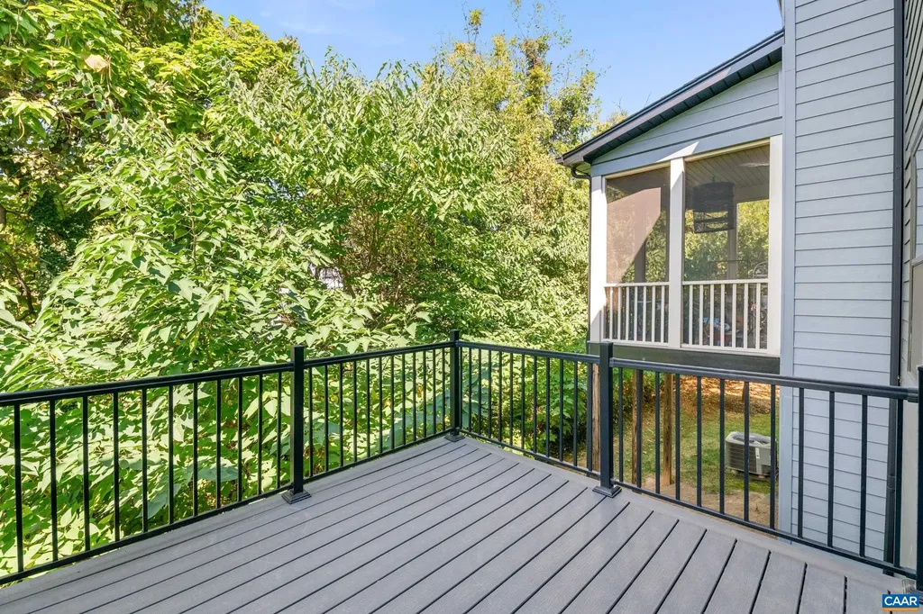 109 Junction Lane Charlottesville VA 22902