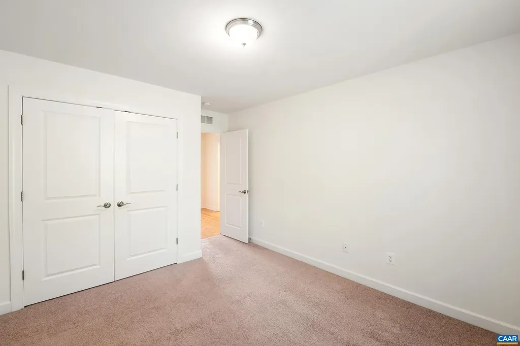 109 Junction Lane Charlottesville VA 22902