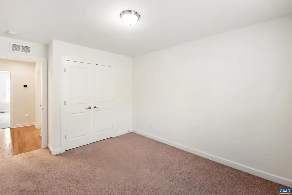 109 Junction Lane Charlottesville VA 22902