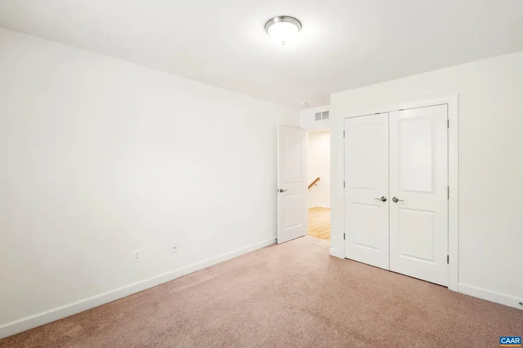 109 Junction Lane Charlottesville VA 22902