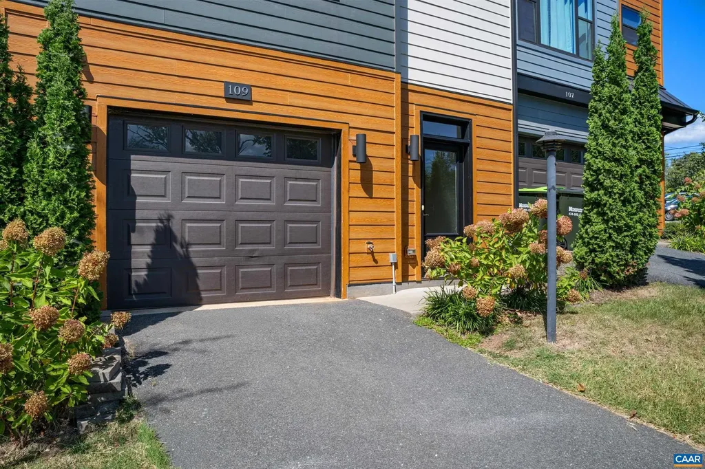 109 Junction Lane Charlottesville VA 22902