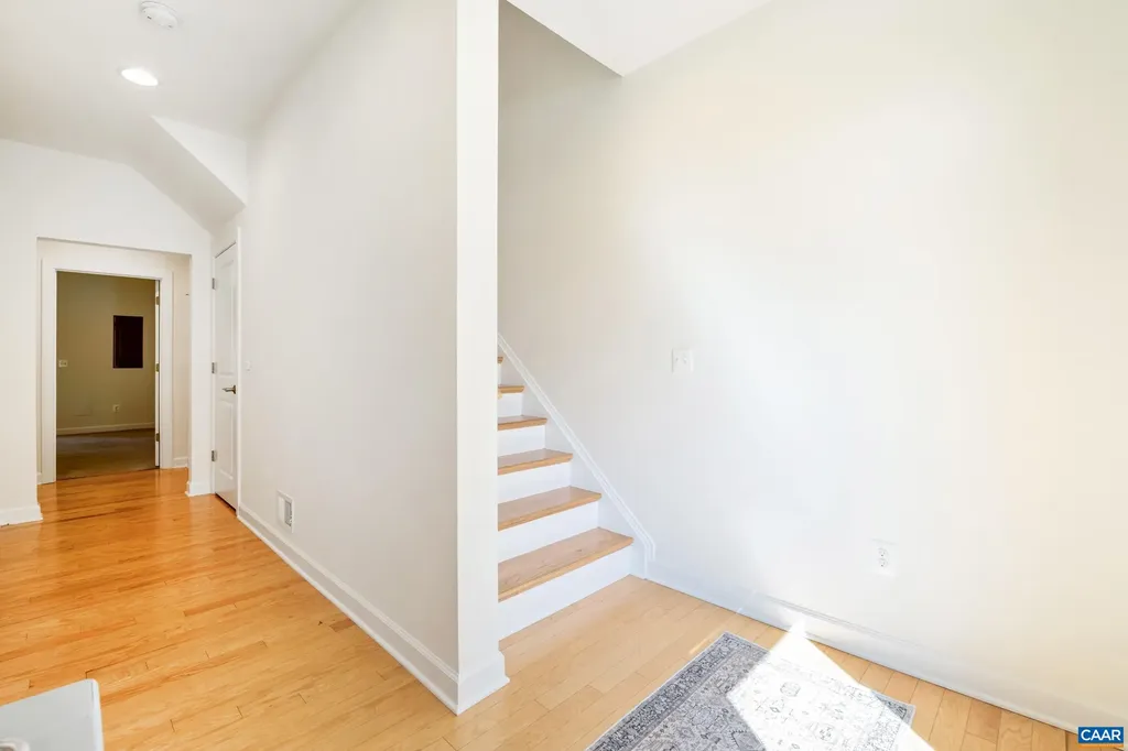 109 Junction Lane Charlottesville VA 22902