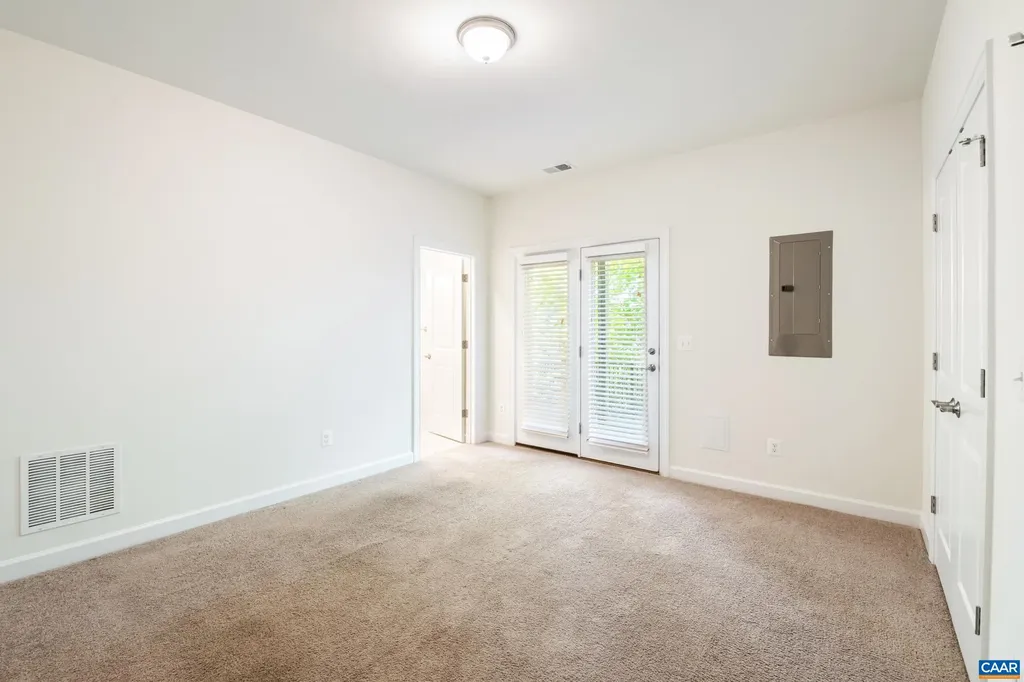 109 Junction Lane Charlottesville VA 22902