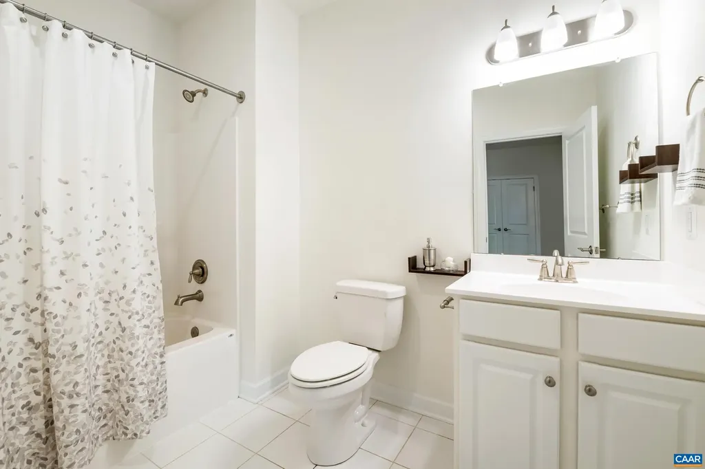 109 Junction Lane Charlottesville VA 22902