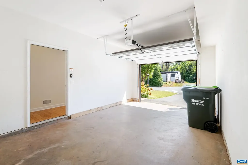 109 Junction Lane Charlottesville VA 22902