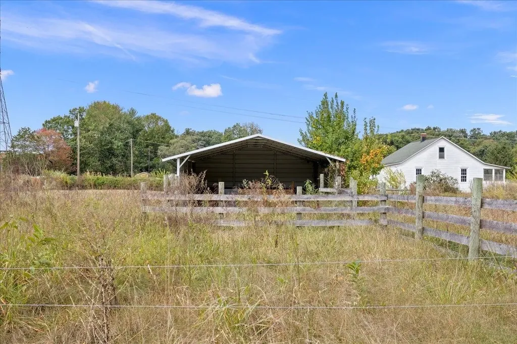 225 Stull Run Lane Grottoes VA 24441