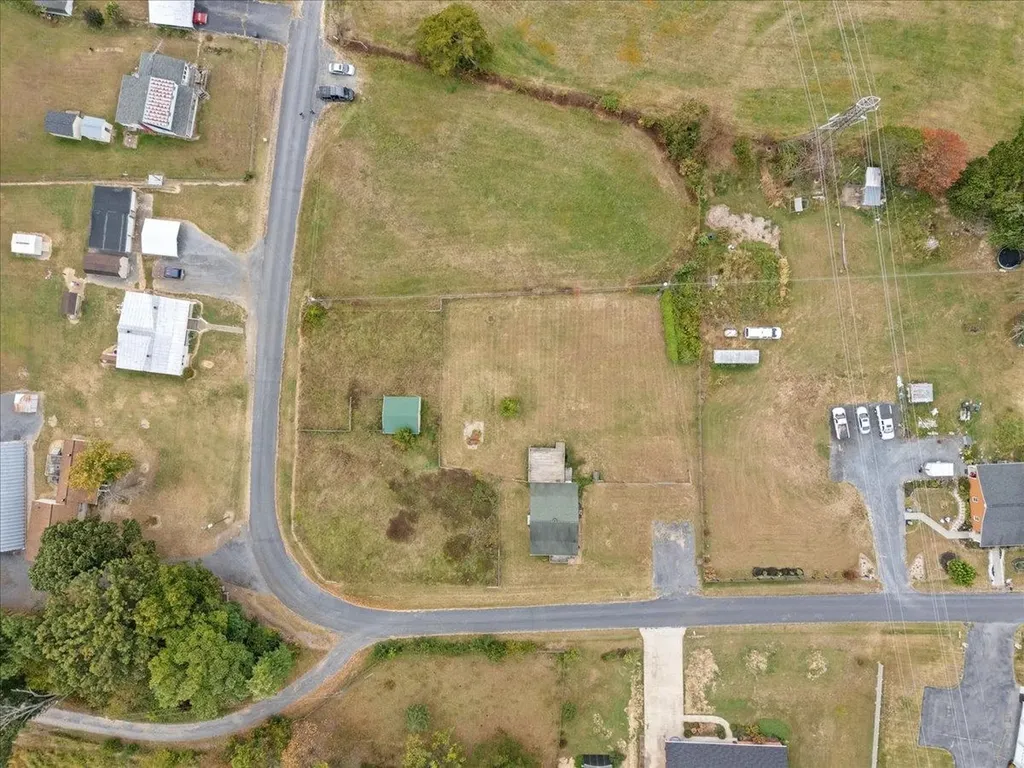 225 Stull Run Lane Grottoes VA 24441