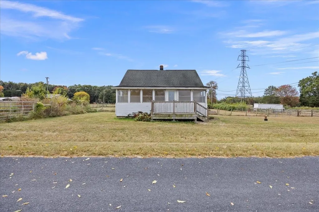 225 Stull Run Lane Grottoes VA 24441