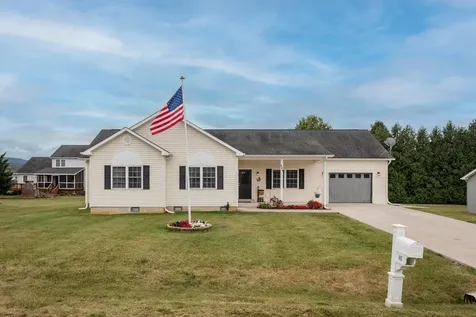 490 Leola Loop Stanley VA 22851