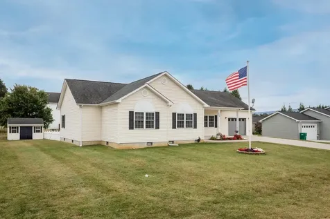 490 Leola Loop Stanley VA 22851
