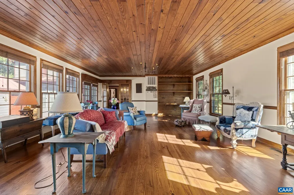 9290 Old Green Mountain Road Esmont VA 22937