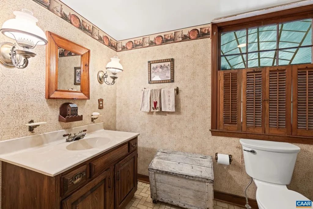 9290 Old Green Mountain Road Esmont VA 22937