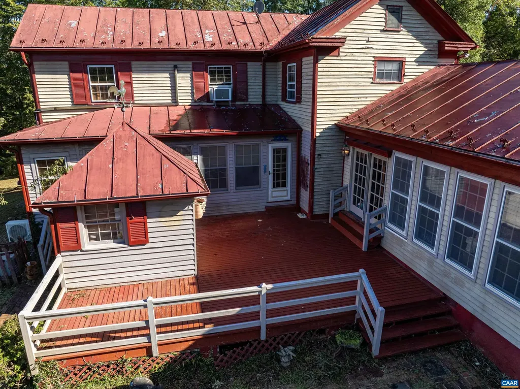 9290 Old Green Mountain Road Esmont VA 22937