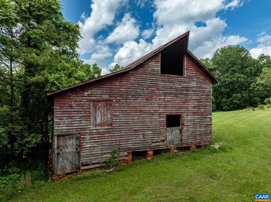 9290 Old Green Mountain Road Esmont VA 22937