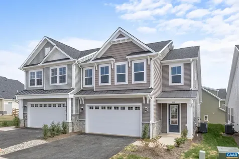 208 Sunbird Lane Waynesboro VA 22980