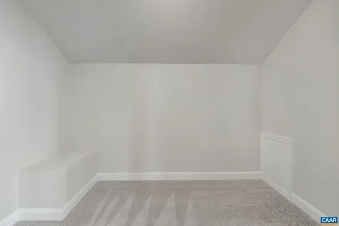 208 Sunbird Lane Waynesboro VA 22980