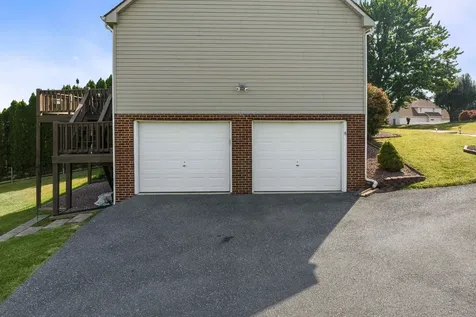 49 Johns Valley Drive Fishersville VA 22939