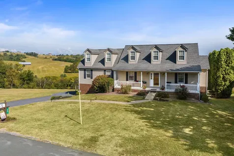 49 Johns Valley Drive Fishersville VA 22939